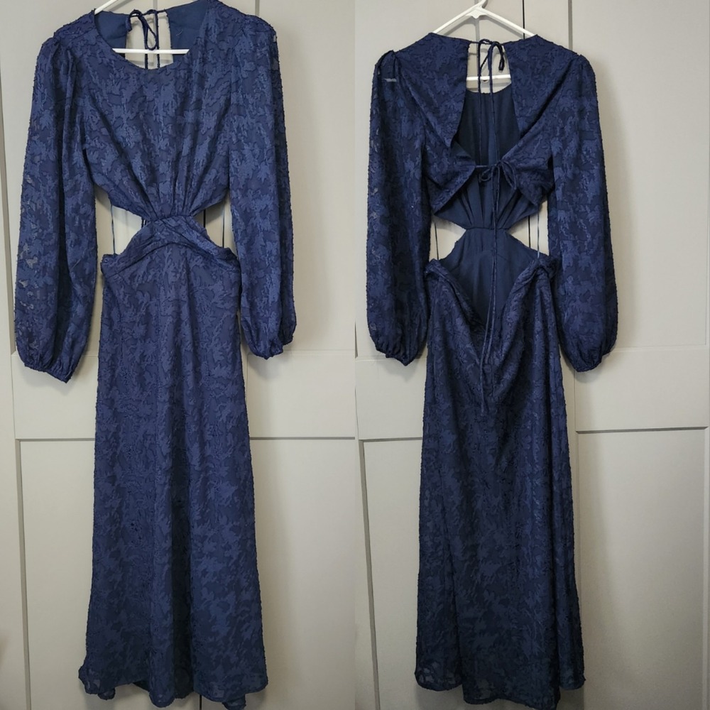 New ASTR the Label Revery Long Sleeve Cutout Midi Dress Navy Large NWT $110 L